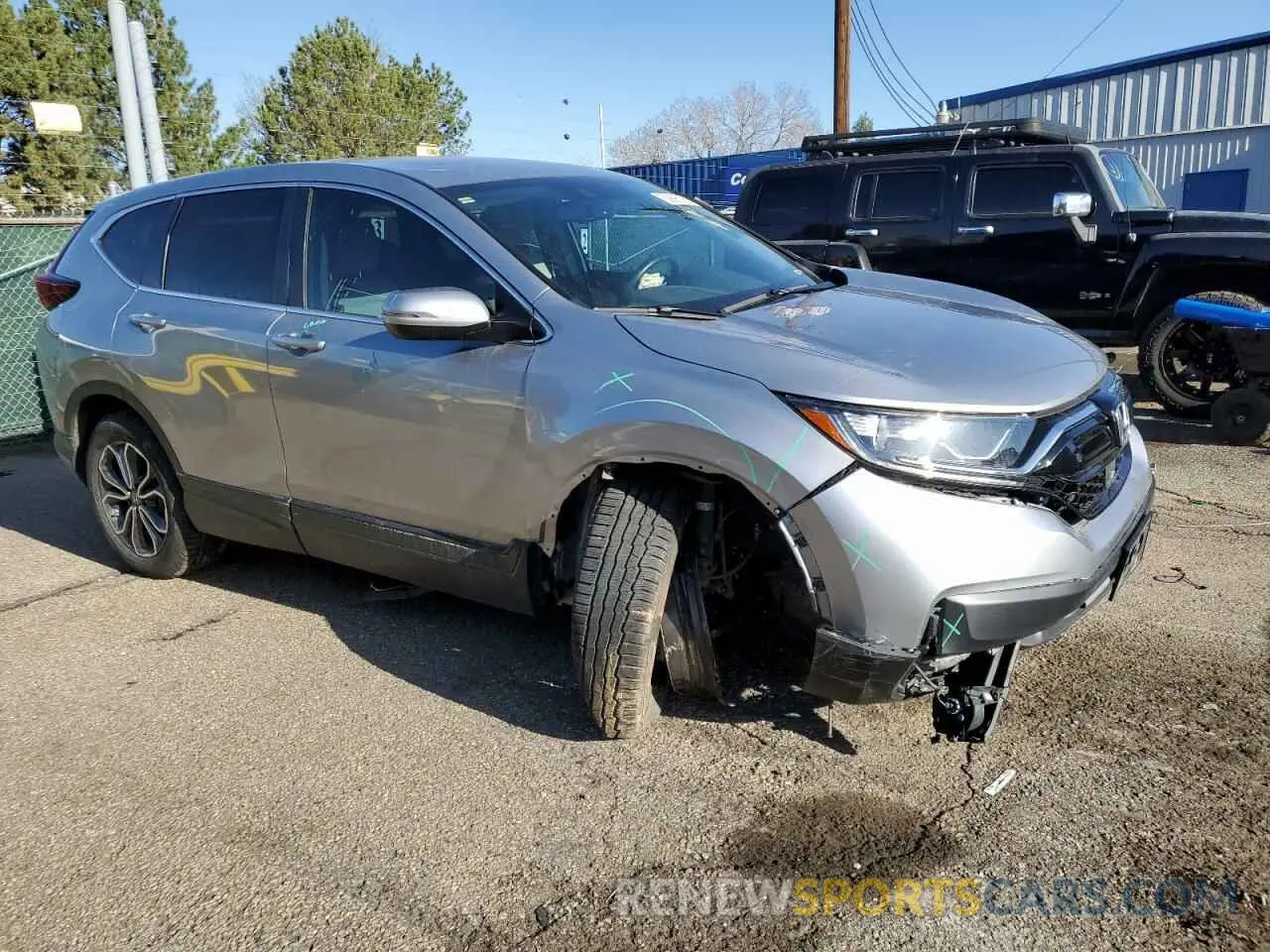 4 Photograph of a damaged car 2HKRW2H82NH660174 HONDA CRV 2022