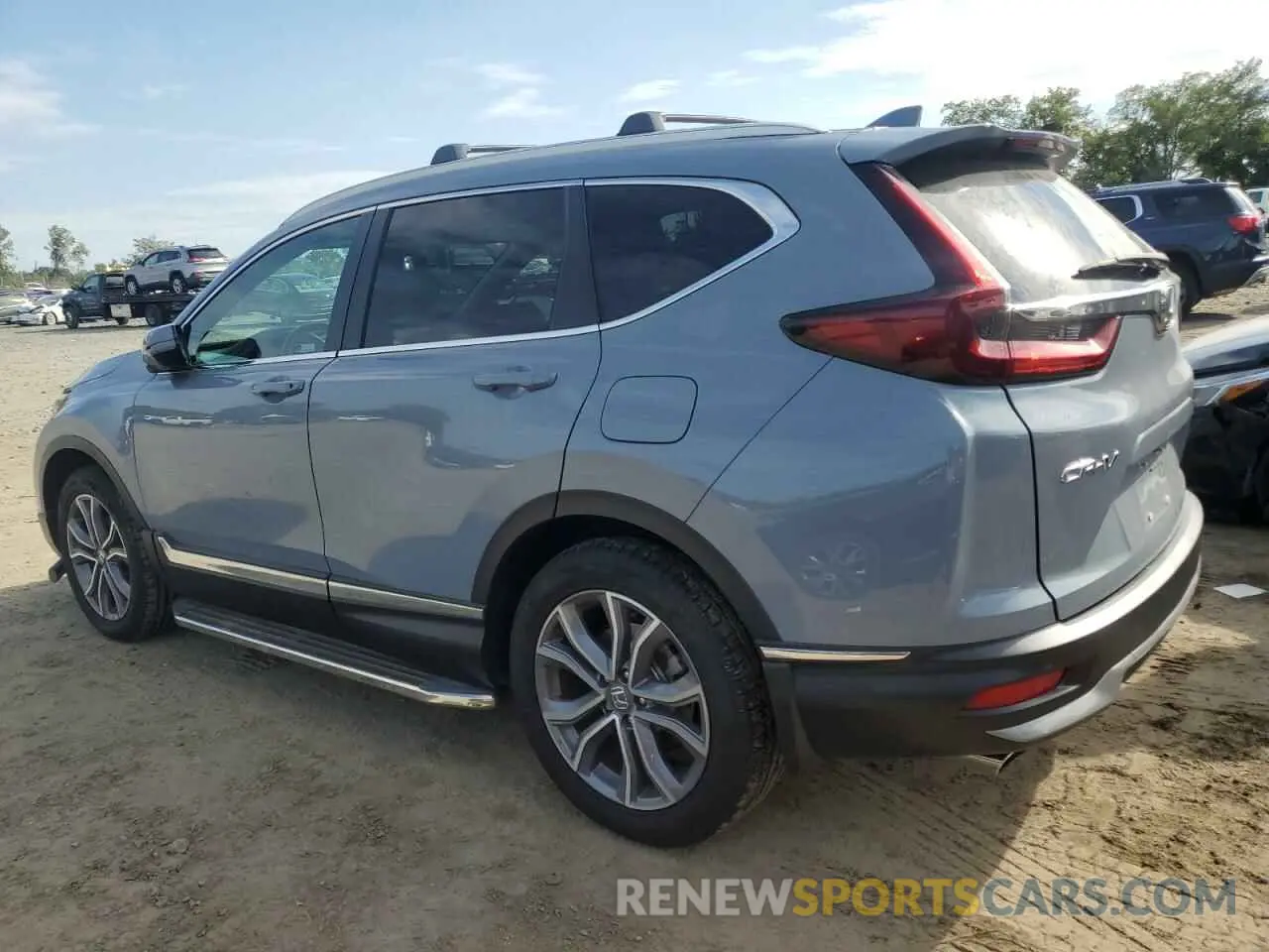 2 Photograph of a damaged car 2HKRW2H8XNH605813 HONDA CRV 2022