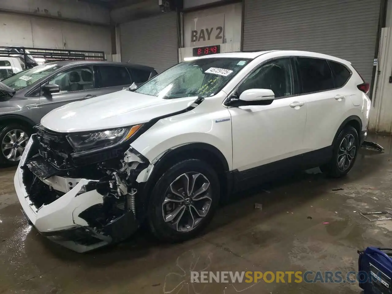 1 Photograph of a damaged car 5J6RT6H81NL052023 HONDA CRV 2022