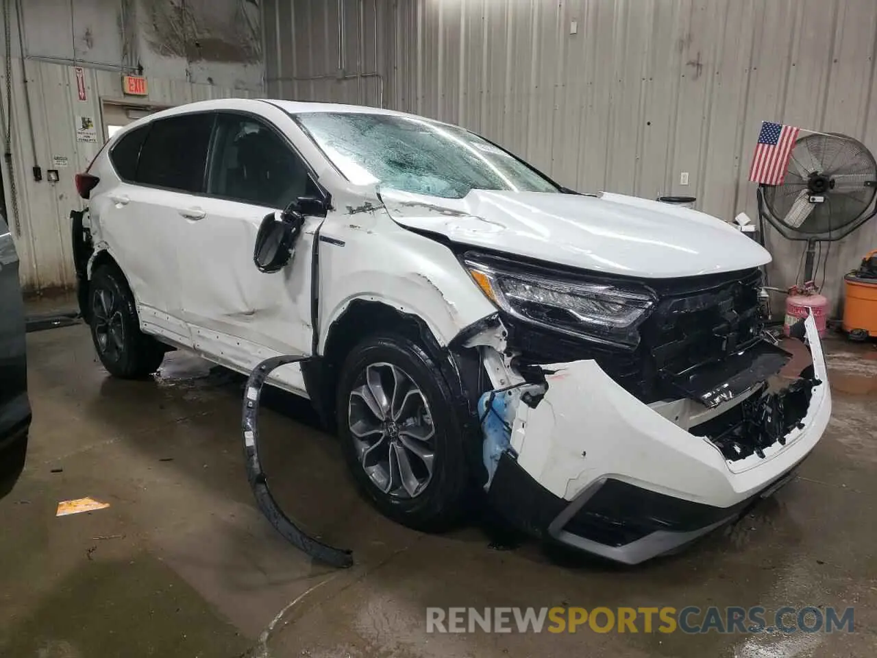 4 Photograph of a damaged car 5J6RT6H81NL052023 HONDA CRV 2022