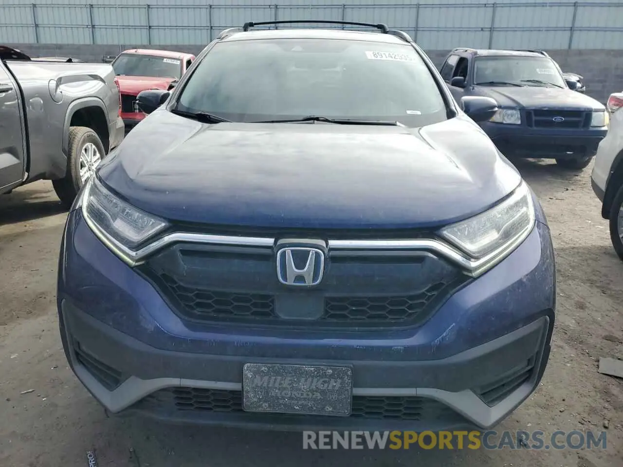 5 Photograph of a damaged car 5J6RT6H84NL023390 HONDA CRV 2022