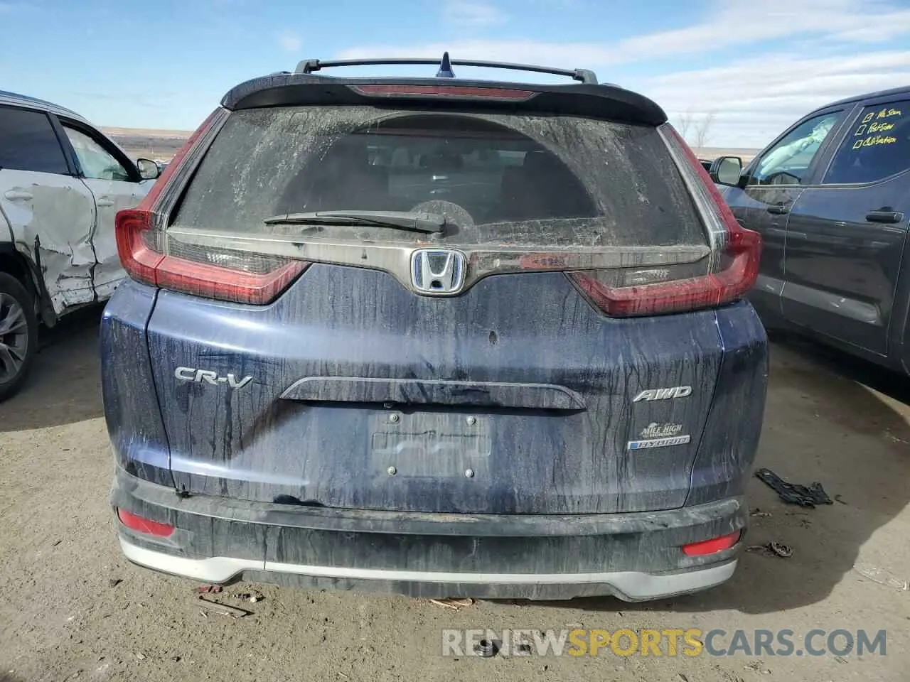 6 Photograph of a damaged car 5J6RT6H84NL023390 HONDA CRV 2022
