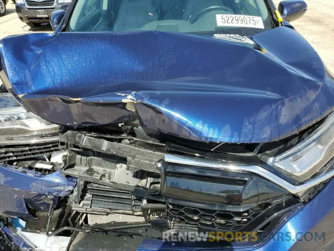 12 Photograph of a damaged car 5J6RT6H86NL018143 HONDA CRV 2022