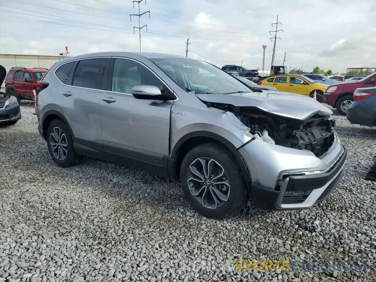 4 Photograph of a damaged car 5J6RT6H8XNL026973 HONDA CRV 2022