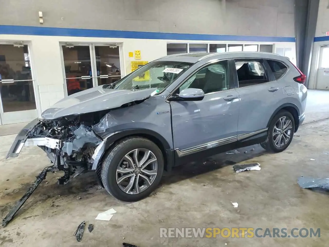 1 Photograph of a damaged car 5J6RT6H92NL014115 HONDA CRV 2022