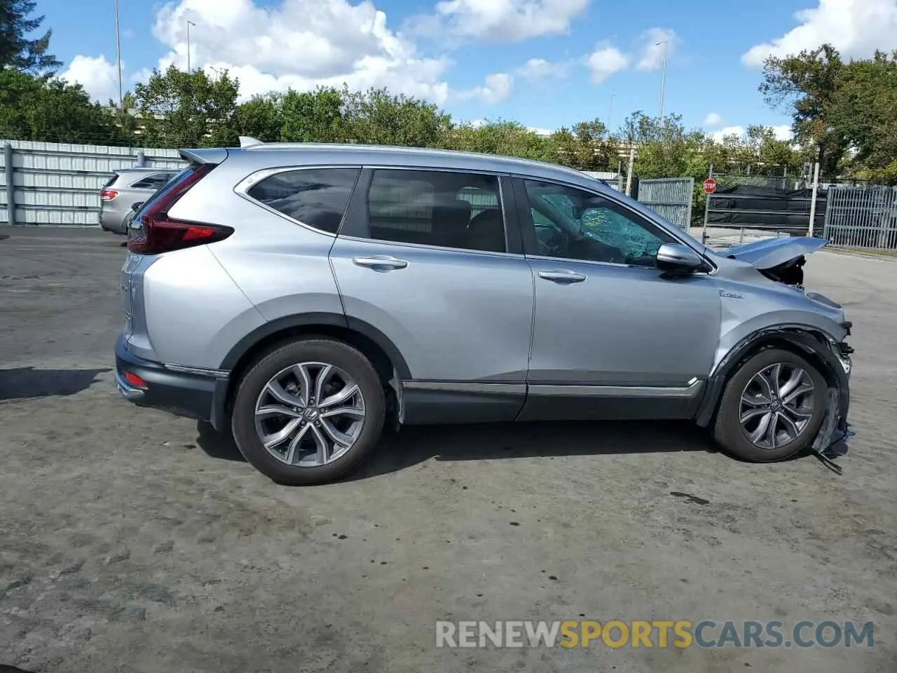 3 Photograph of a damaged car 5J6RT6H93NL009991 HONDA CRV 2022
