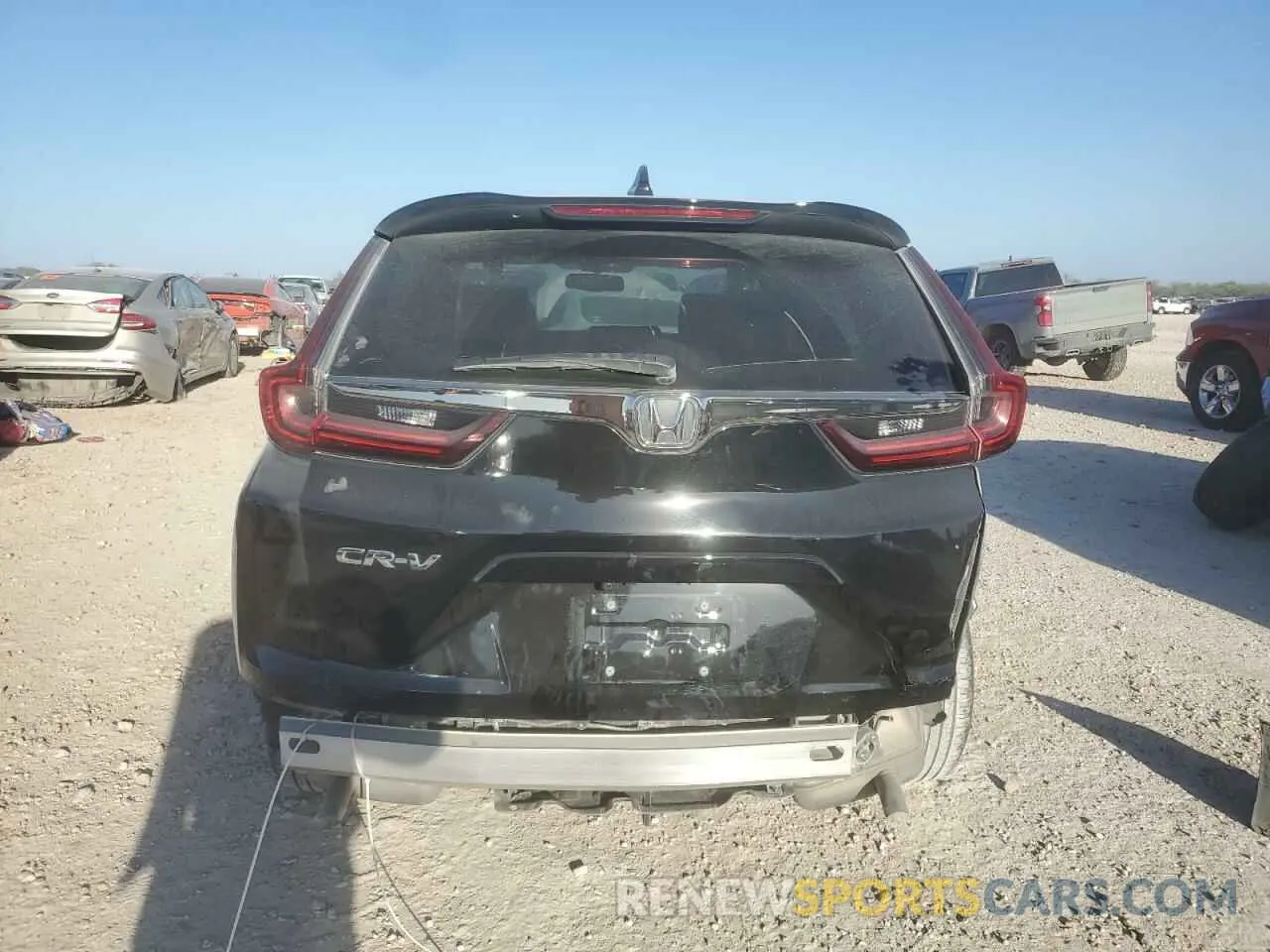 6 Photograph of a damaged car 5J6RW1H86NA012798 HONDA CRV 2022