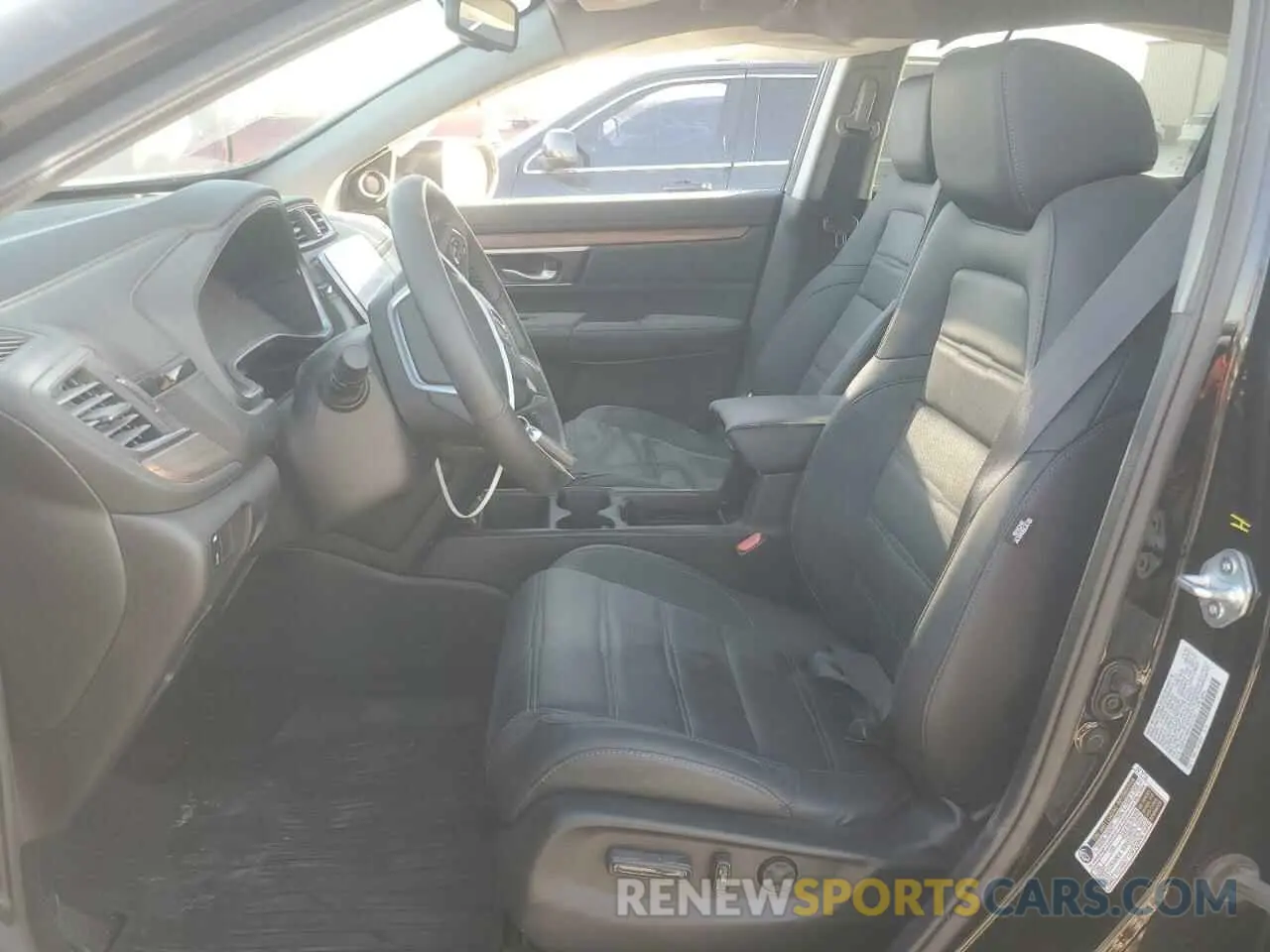 7 Photograph of a damaged car 5J6RW1H86NA012798 HONDA CRV 2022