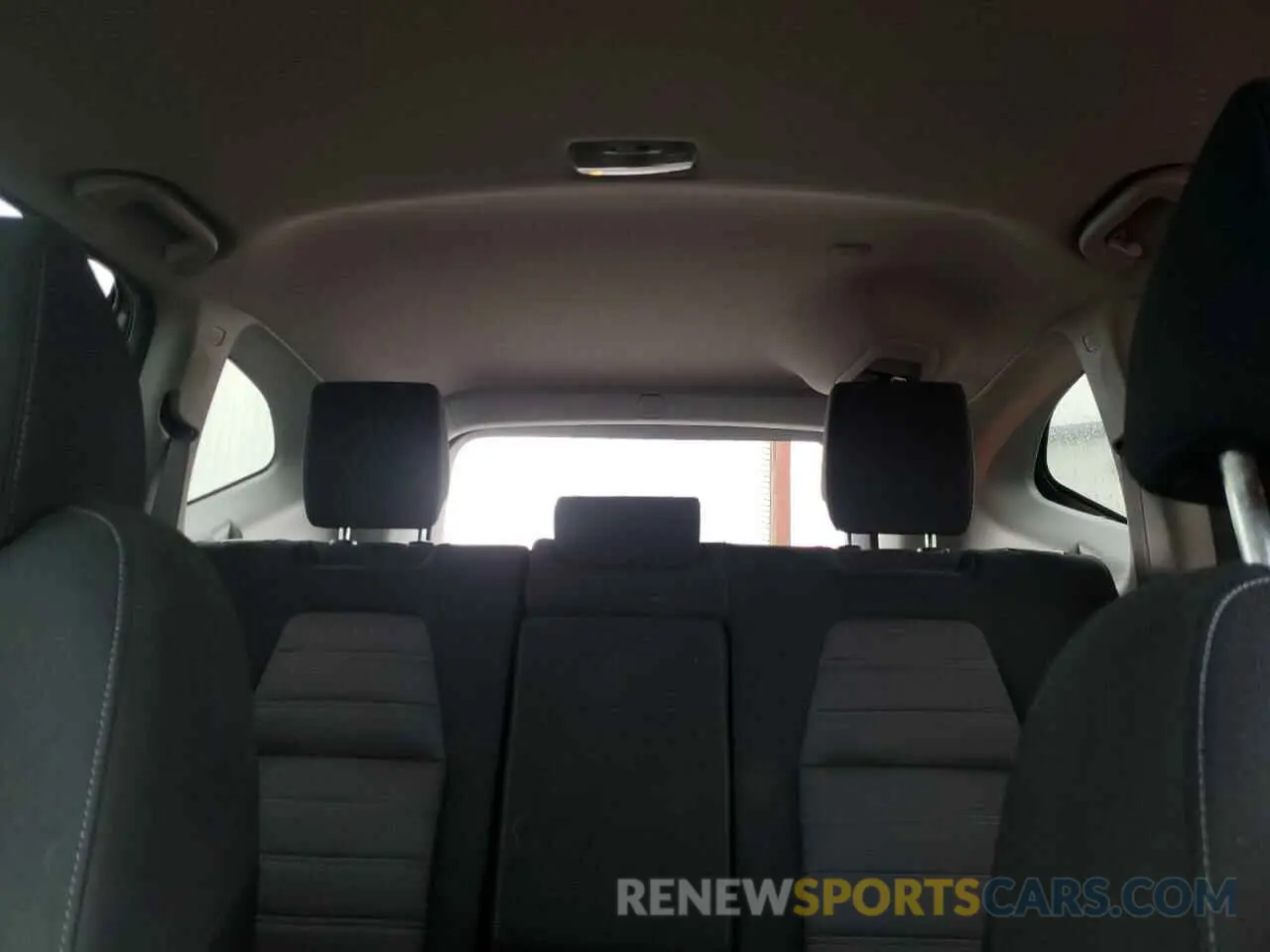 10 Photograph of a damaged car 5J6RW2H52NA009411 HONDA CRV 2022