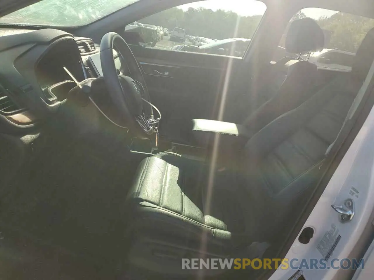 7 Photograph of a damaged car 7FARW1H83NE016289 HONDA CRV 2022