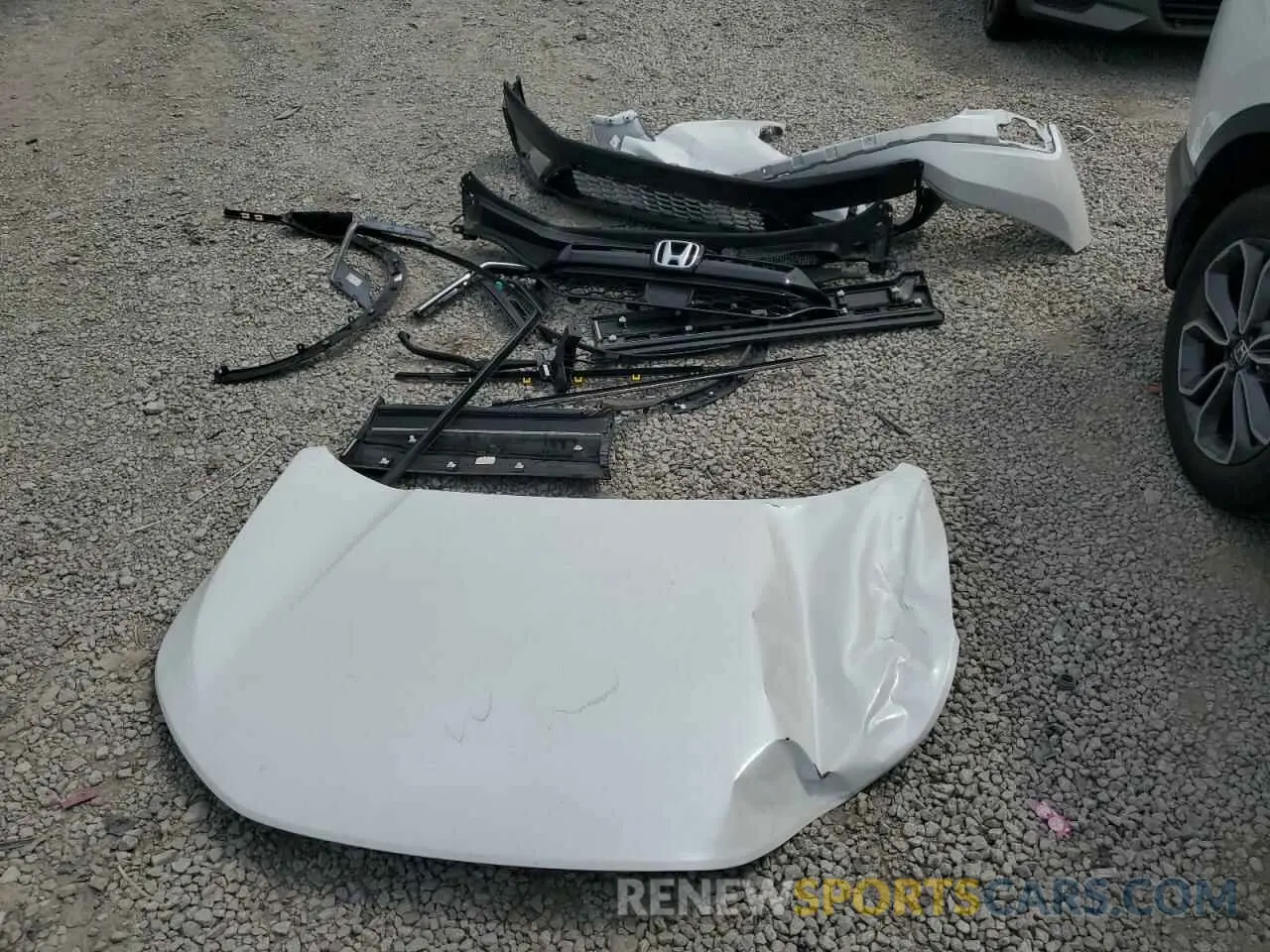13 Photograph of a damaged car 7FARW2H52NE032060 HONDA CRV 2022