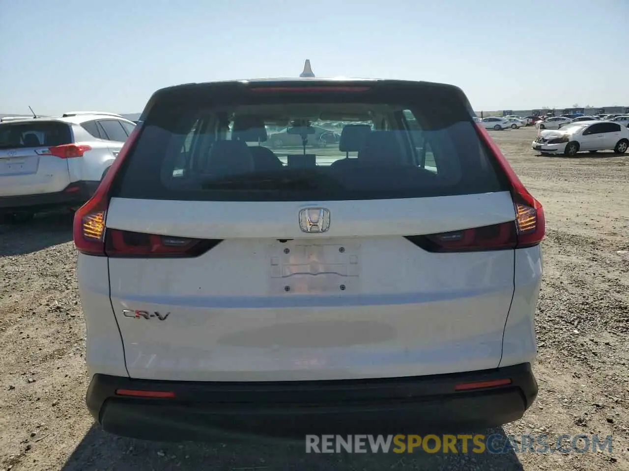 6 Фотография поврежденного автомобиля 2HKRS3H24PH306057 HONDA CRV 2023