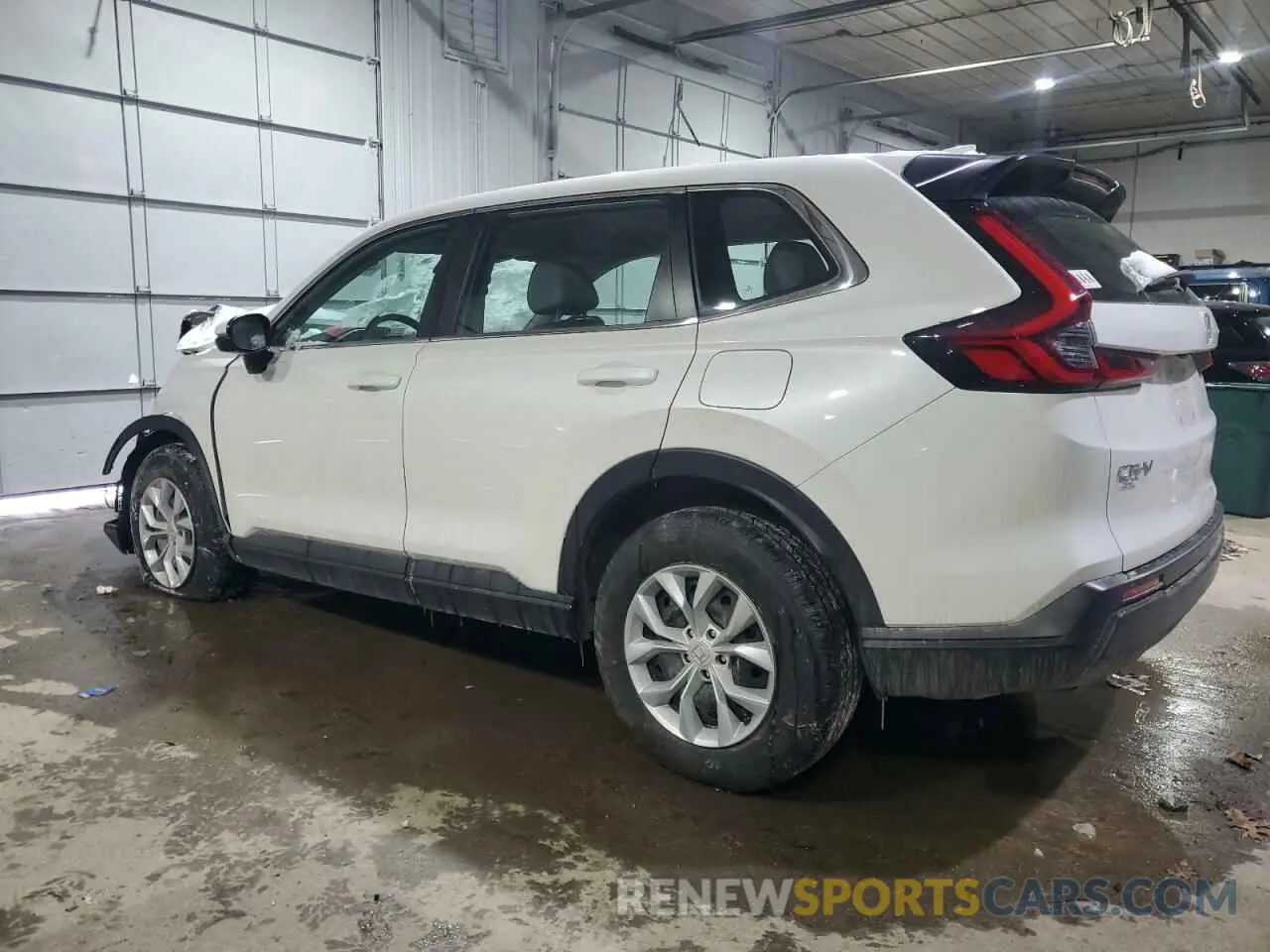 2 Photograph of a damaged car 2HKRS4H28PH425283 HONDA CRV 2023