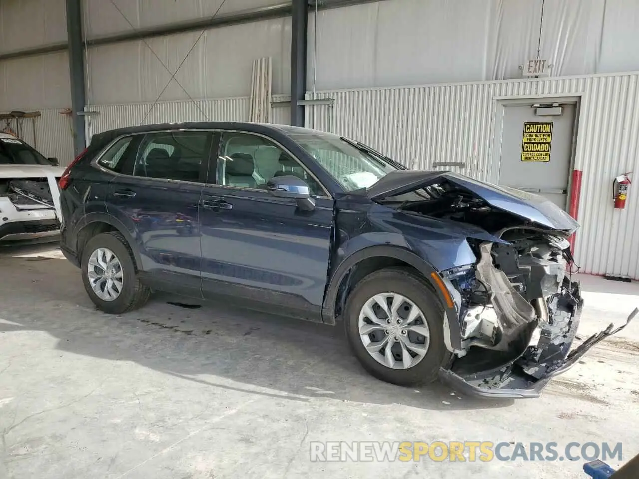4 Photograph of a damaged car 2HKRS4H2XPH428007 HONDA CRV 2023