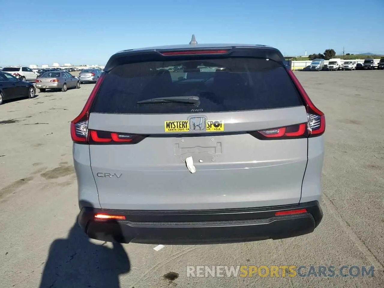 6 Photograph of a damaged car 2HKRS4H42PH411400 HONDA CRV 2023