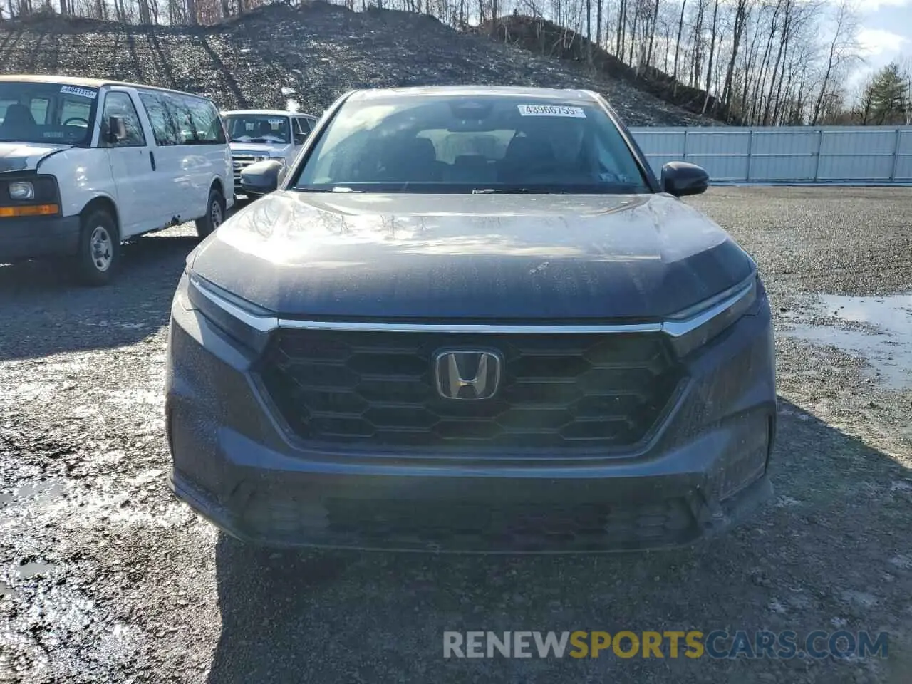 5 Photograph of a damaged car 2HKRS4H43PH421935 HONDA CRV 2023