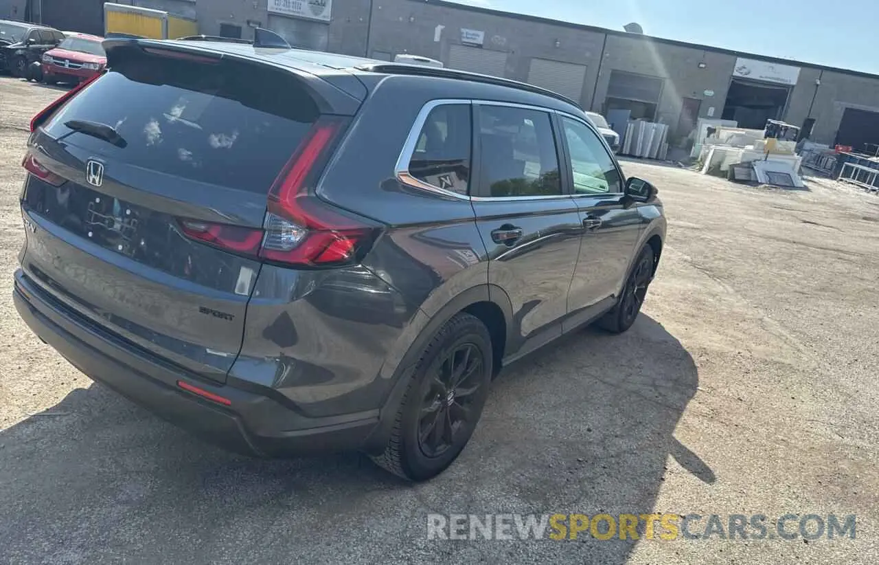 4 Photograph of a damaged car 2HKRS4H51PH109864 HONDA CRV 2023