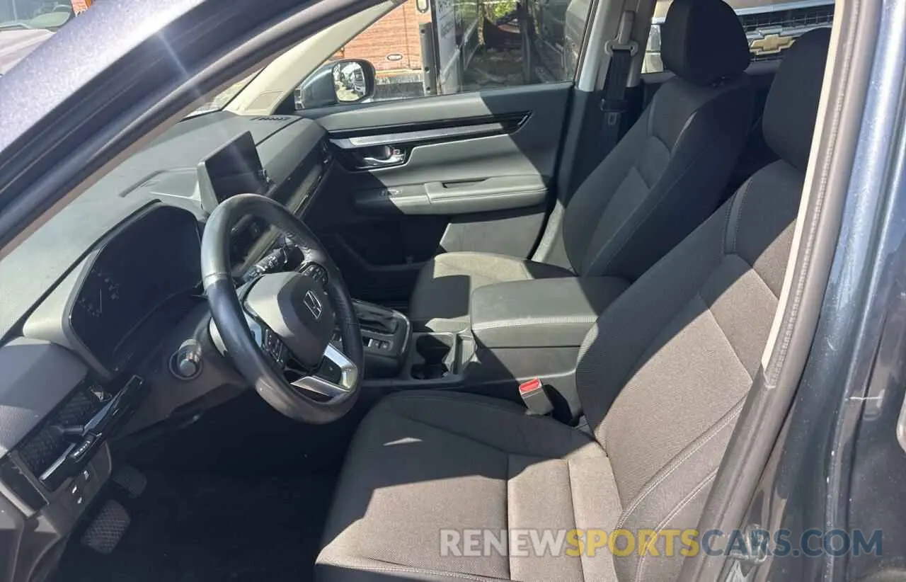 5 Photograph of a damaged car 2HKRS4H51PH109864 HONDA CRV 2023