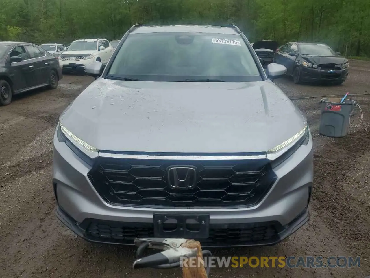 5 Photograph of a damaged car 2HKRS4H52PH105872 HONDA CRV 2023