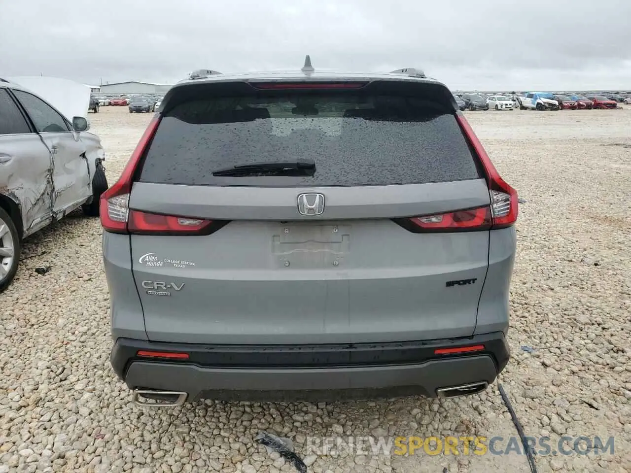 6 Photograph of a damaged car 2HKRS5H51PH700699 HONDA CRV 2023
