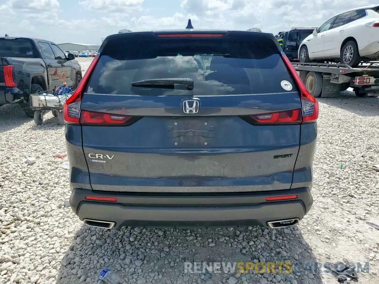 6 Photograph of a damaged car 2HKRS5H56PH702867 HONDA CRV 2023