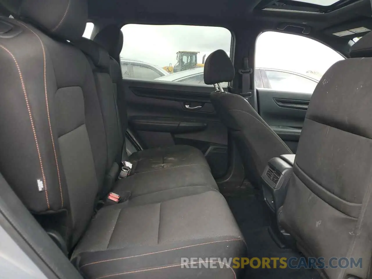 11 Photograph of a damaged car 2HKRS5H57PH702375 HONDA CRV 2023
