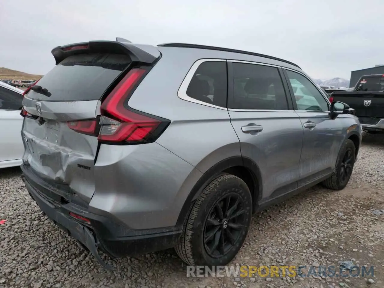 3 Photograph of a damaged car 2HKRS6H57PH811750 HONDA CRV 2023