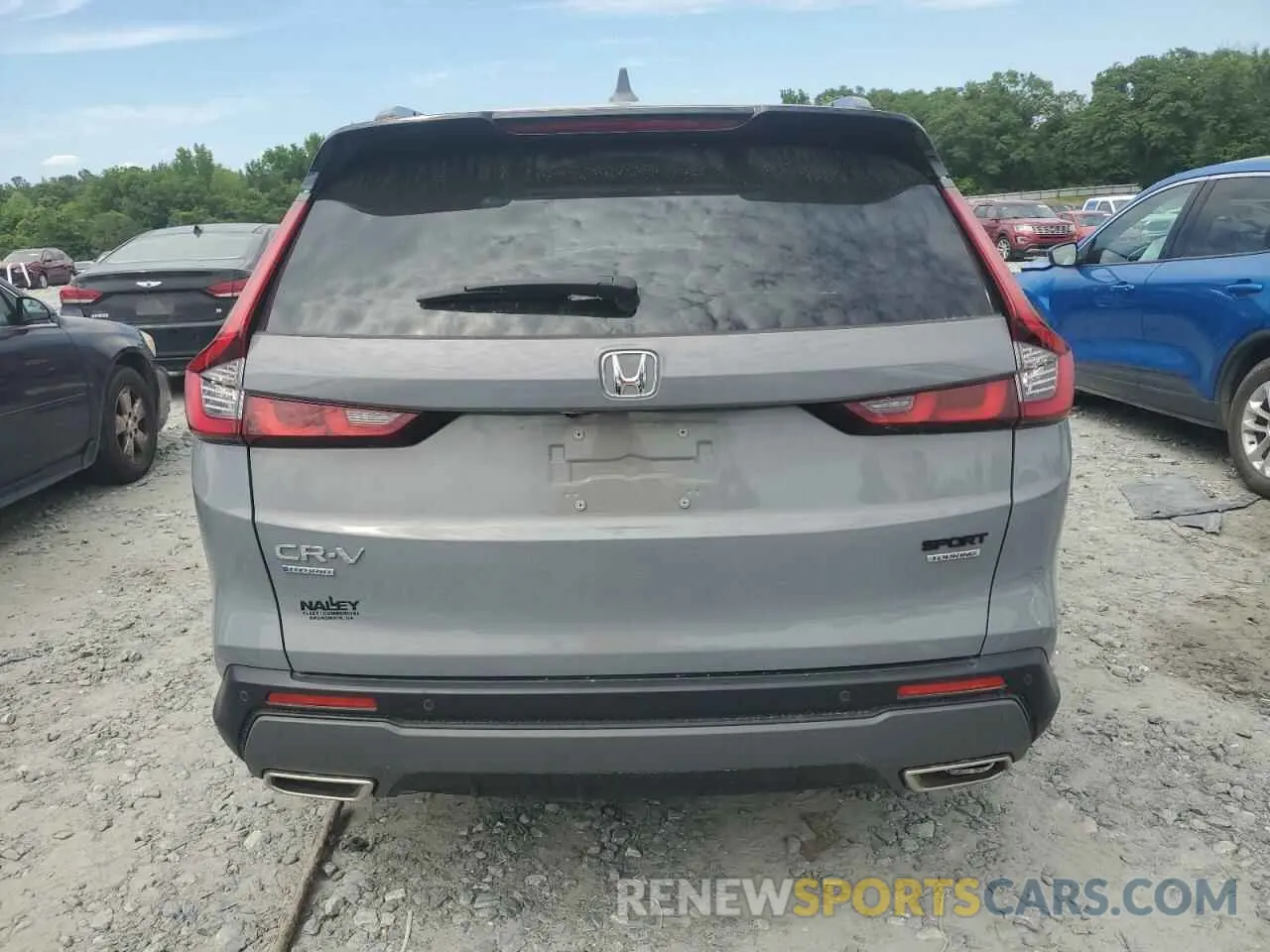 6 Photograph of a damaged car 2HKRS6H96PH816392 HONDA CRV 2023