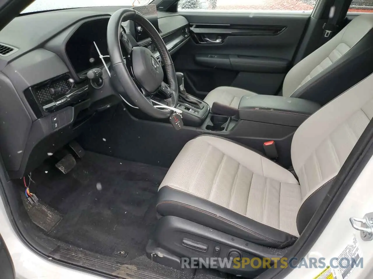 7 Фотография поврежденного автомобиля 5J6RS6H99PL003988 HONDA CRV 2023