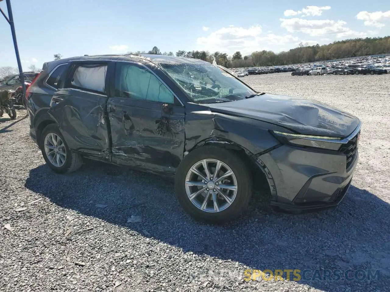 4 Photograph of a damaged car 7FARS3H78PE003068 HONDA CRV 2023