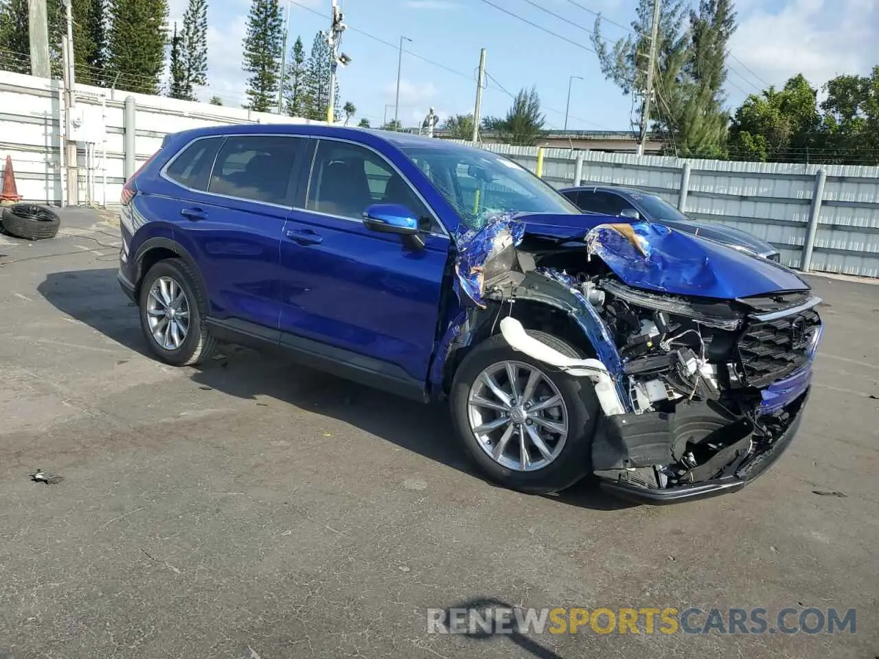 4 Photograph of a damaged car 7FARS3H79PE013463 HONDA CRV 2023