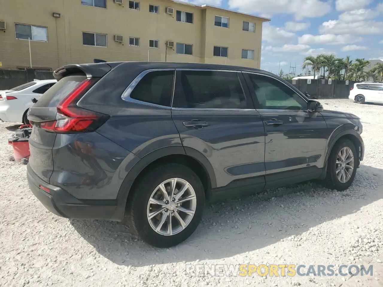 3 Photograph of a damaged car 7FARS4H70PE023904 HONDA CRV 2023