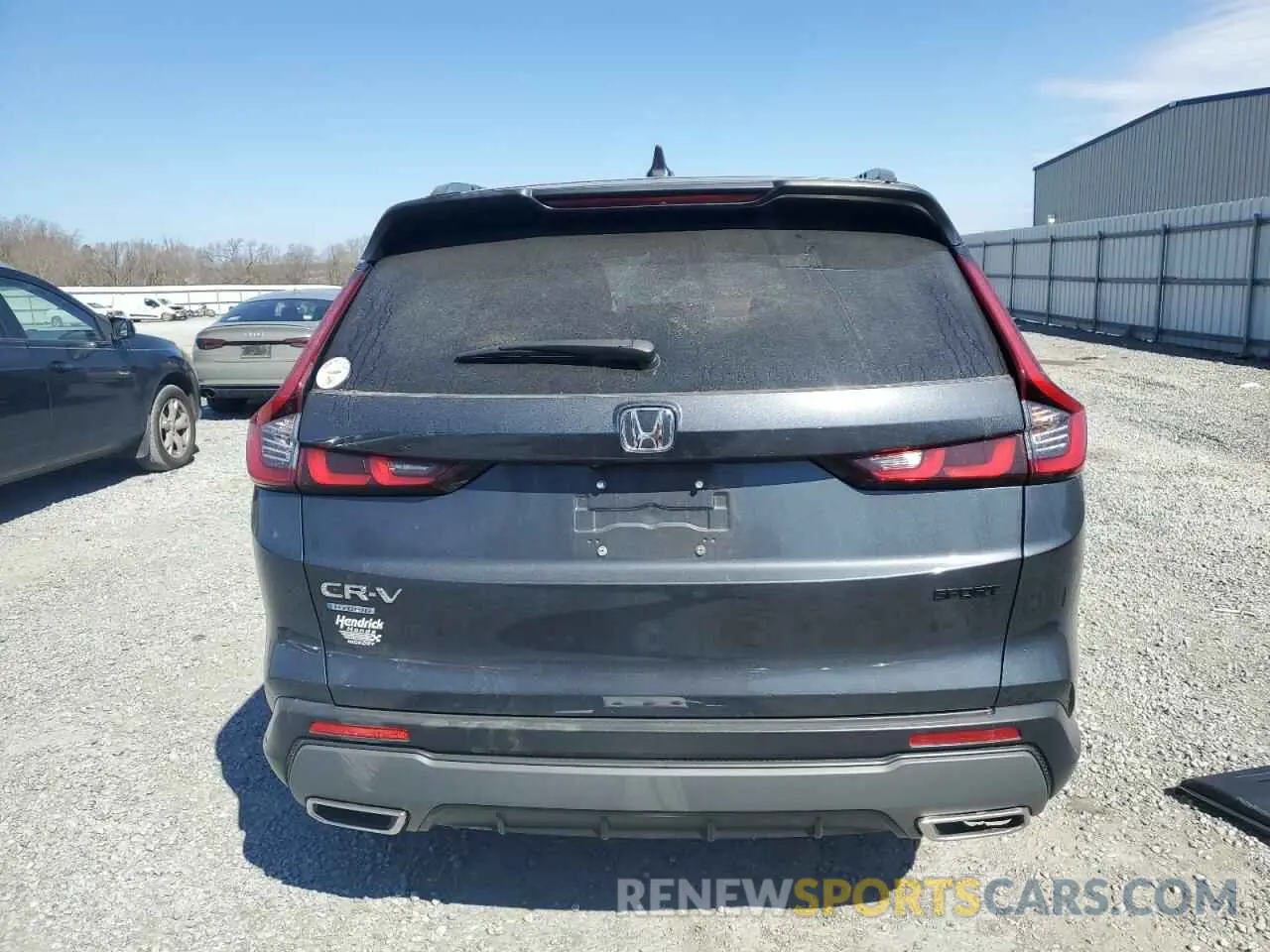 6 Photograph of a damaged car 7FARS5H50PE008078 HONDA CRV 2023