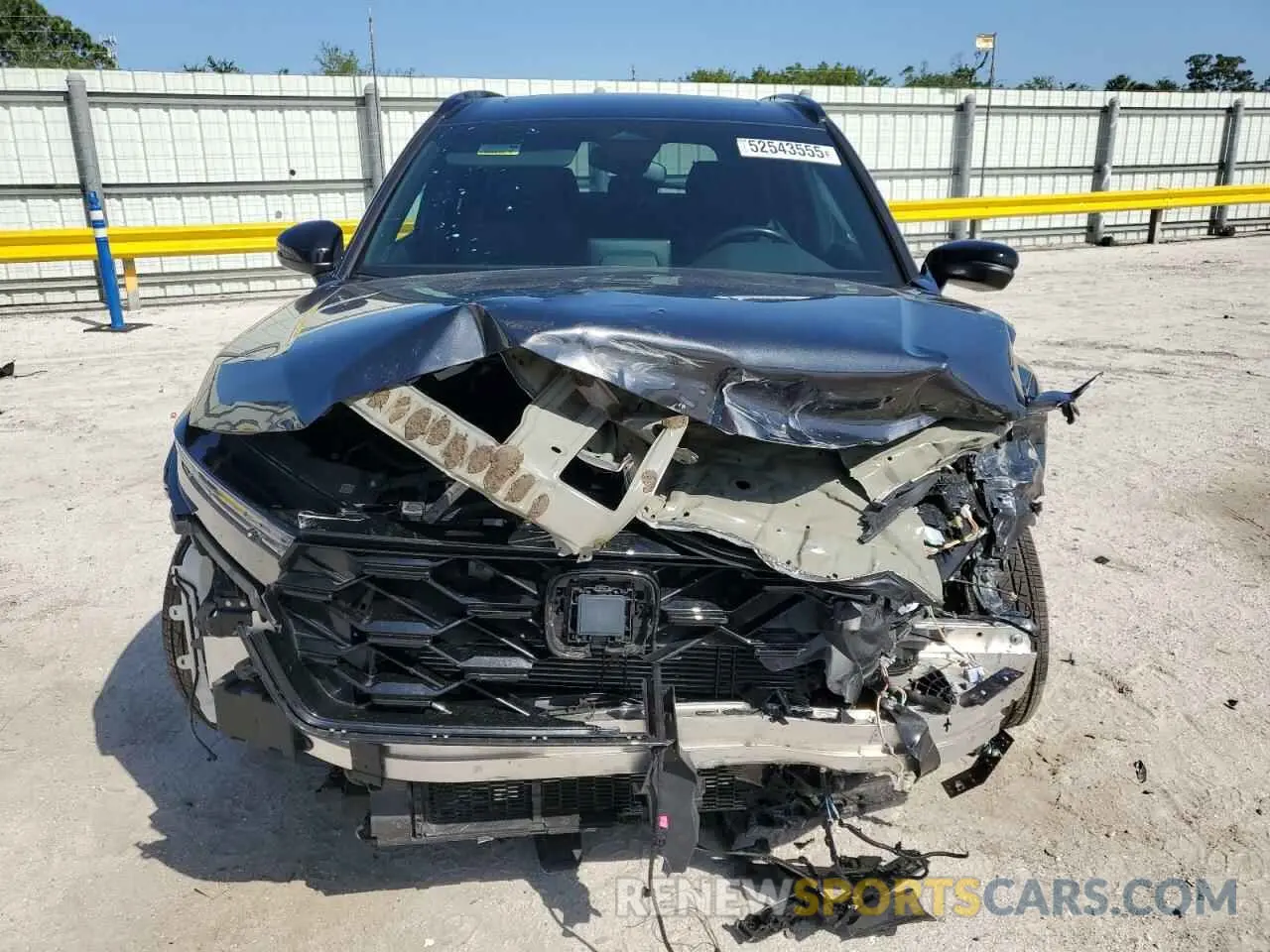 5 Photograph of a damaged car 7FARS5H50PE008789 HONDA CRV 2023