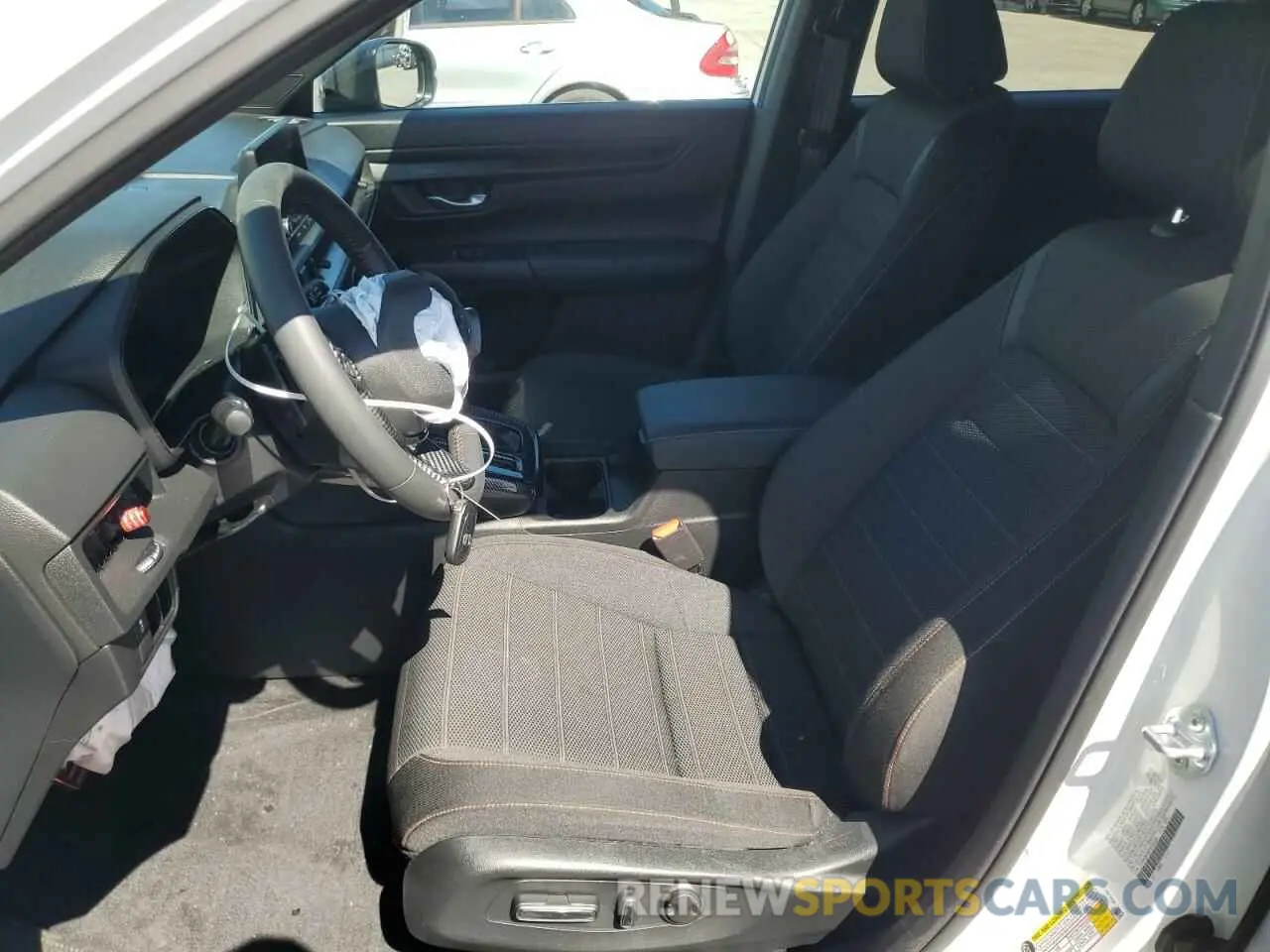 7 Photograph of a damaged car 7FARS5H56PE009395 HONDA CRV 2023