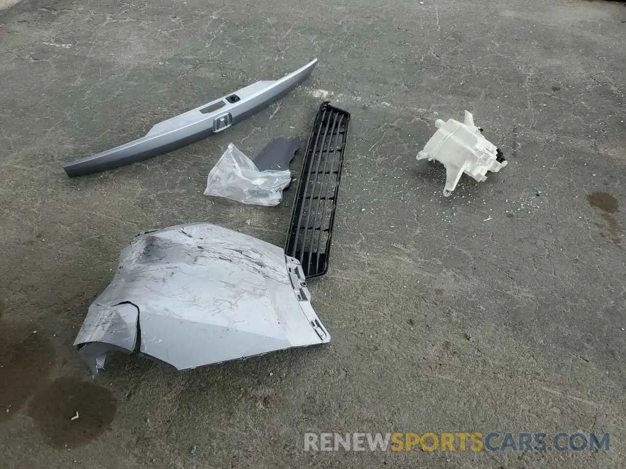 12 Photograph of a damaged car 7FARS6H51PE032220 HONDA CRV 2023
