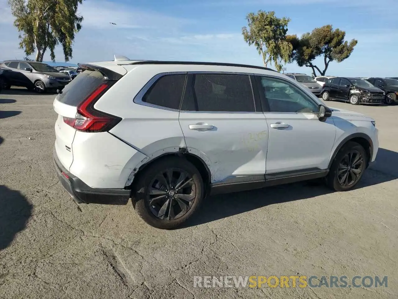 3 Photograph of a damaged car 7FARS6H99PE020688 HONDA CRV 2023