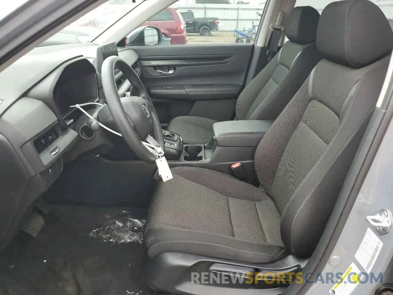 7 Photograph of a damaged car 2HKRS3H20RH334232 HONDA CRV 2024