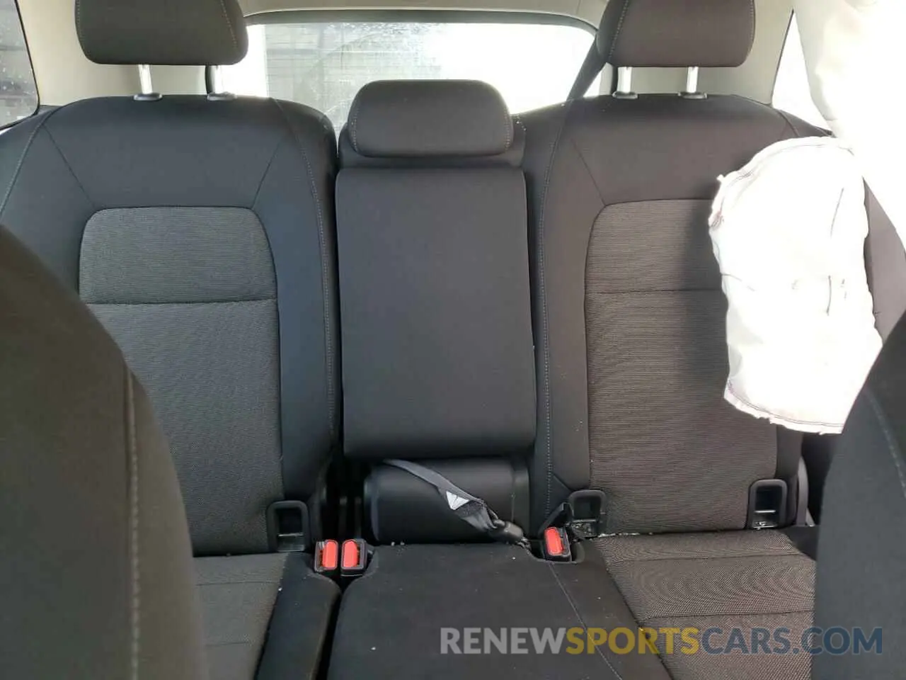 10 Photograph of a damaged car 2HKRS3H27RH307318 HONDA CRV 2024