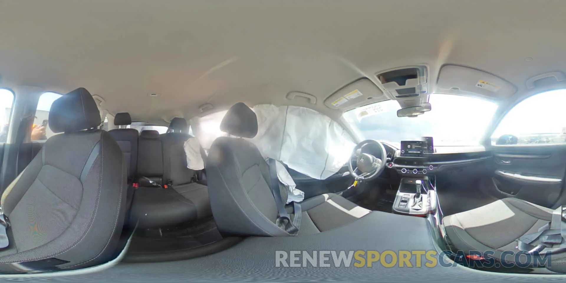 15 Photograph of a damaged car 2HKRS3H27RH307318 HONDA CRV 2024