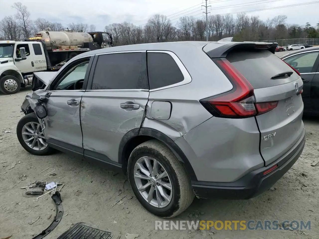 2 Photograph of a damaged car 2HKRS3H70RH325137 HONDA CRV 2024
