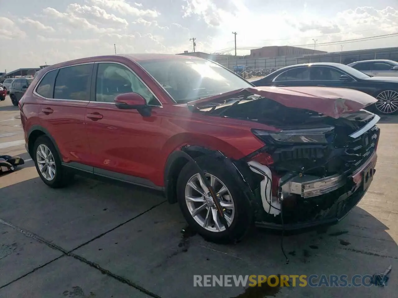 4 Photograph of a damaged car 2HKRS3H73RH318893 HONDA CRV 2024