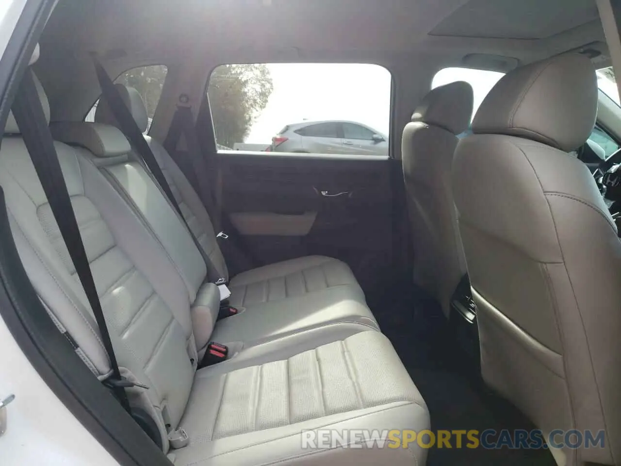 11 Фотография поврежденного автомобиля 2HKRS3H73RH328422 HONDA CRV 2024