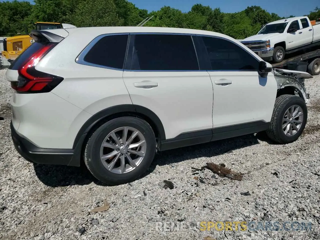 3 Photograph of a damaged car 2HKRS3H75RH316949 HONDA CRV 2024