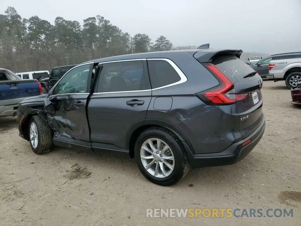 2 Photograph of a damaged car 2HKRS3H75RH320306 HONDA CRV 2024