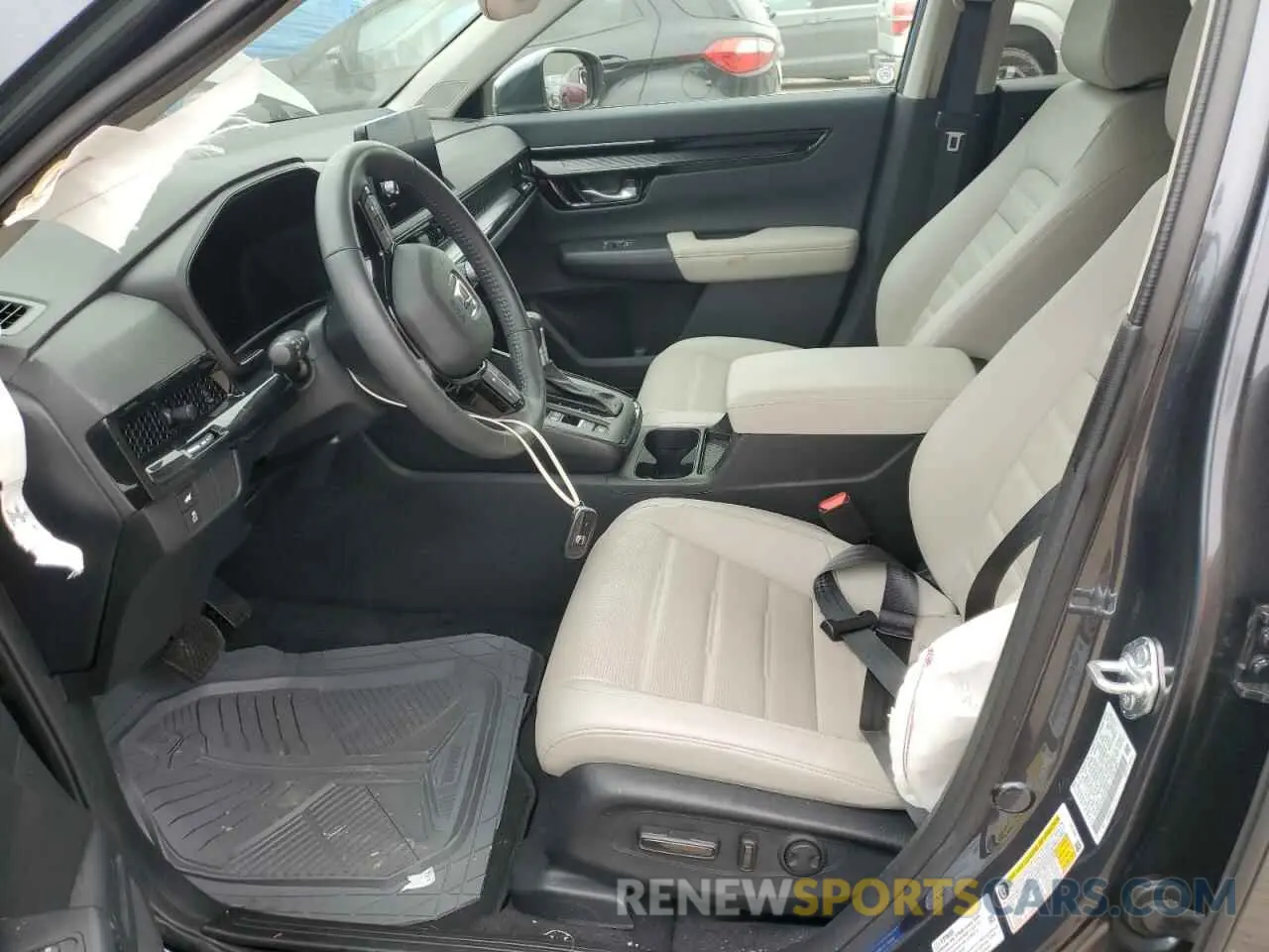 7 Photograph of a damaged car 2HKRS3H75RH320306 HONDA CRV 2024