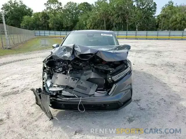 14 Photograph of a damaged car 2HKRS3H79RH320843 HONDA CRV 2024