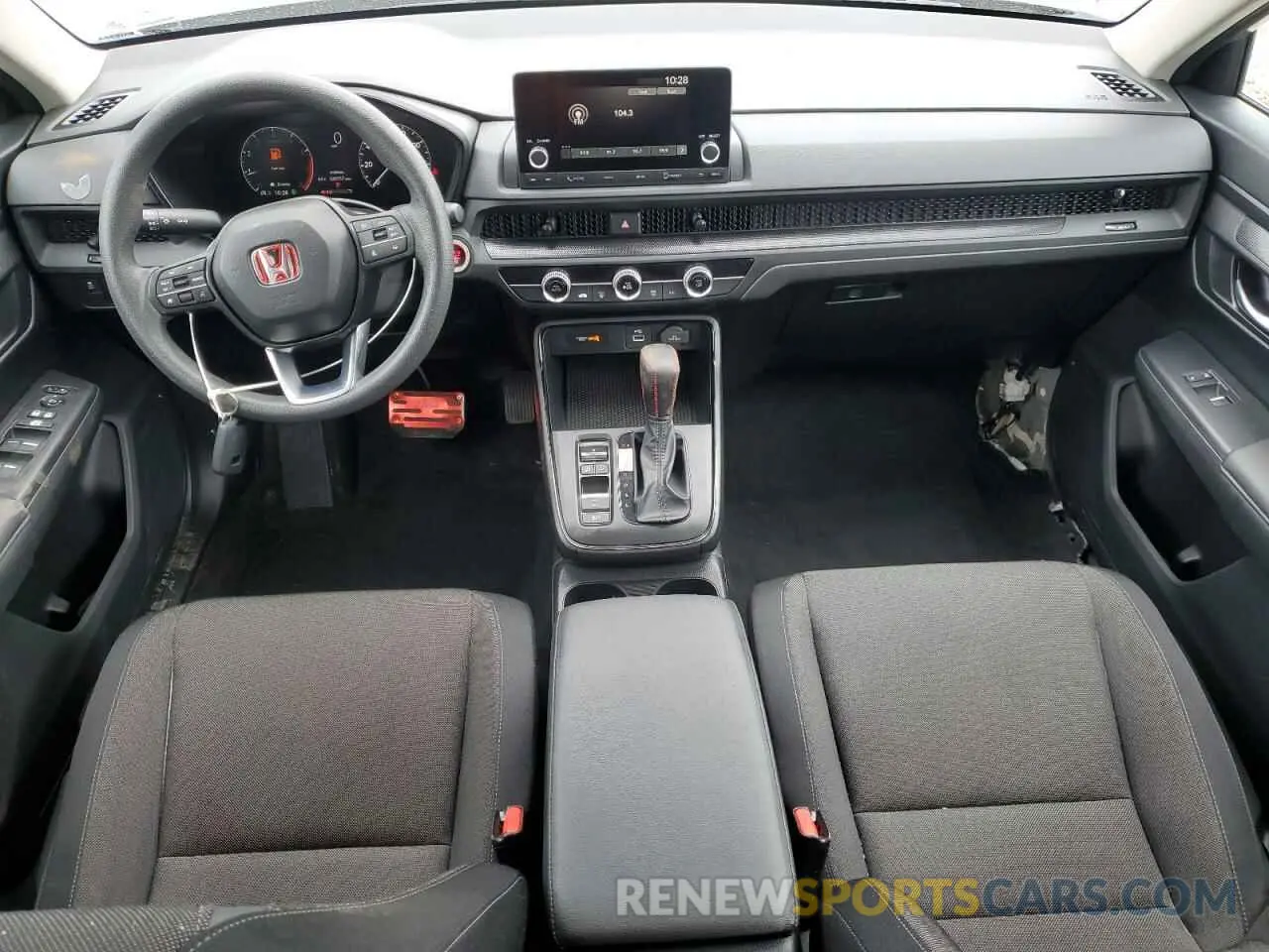 8 Photograph of a damaged car 2HKRS4H27RH424242 HONDA CRV 2024