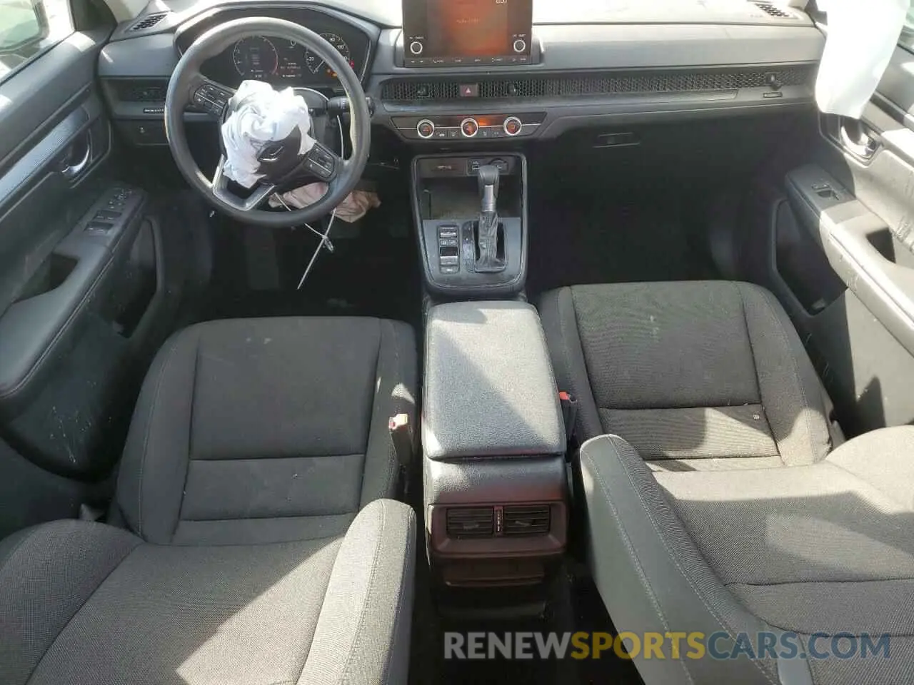 8 Photograph of a damaged car 2HKRS4H28RH449845 HONDA CRV 2024