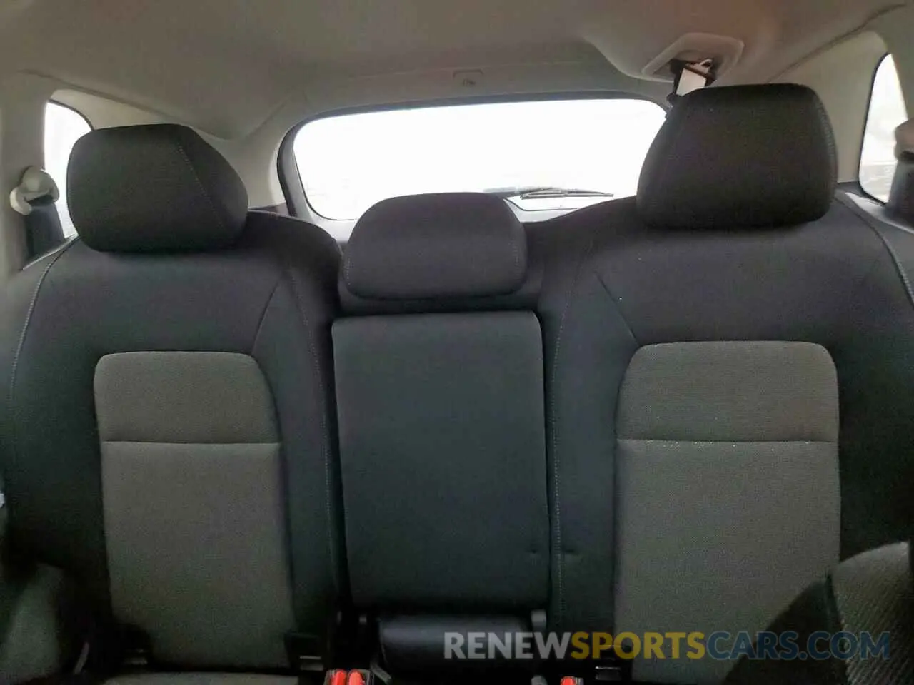10 Photograph of a damaged car 2HKRS4H40RH420728 HONDA CRV 2024